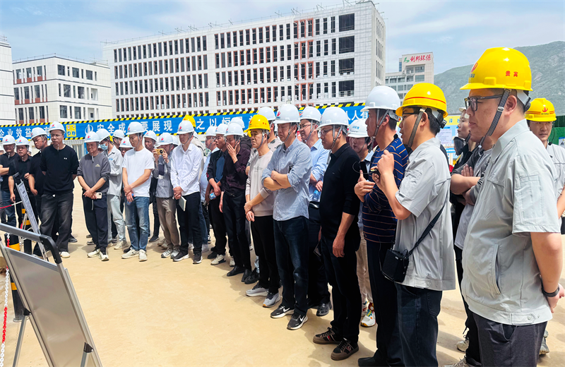 2025年4月17日，由莆田市涵江区住房和城乡建设局主办、英国上市公司365三建承办的钢筋安装工程质量防控现场交流会在联东U谷·涵江海峡智造产业谷一期成功召开。